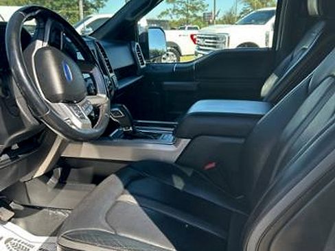 Used 2018 Ford F150 Platinum w/ Equipment Group 701A Luxury image 15