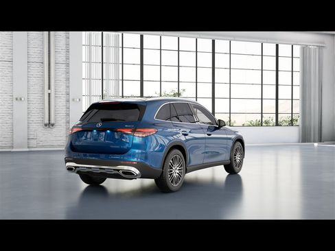 Certified 2026 Mercedes-Benz GLC 300 4MATIC image 17