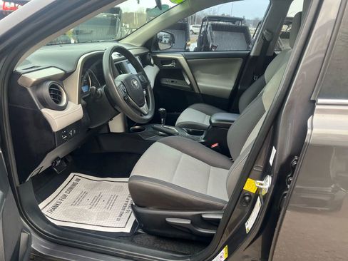 Used 2014 Toyota RAV4 XLE w/ Preferred Accessory Package image 13