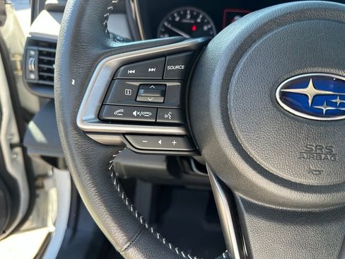 Used 2025 Subaru Outback Premium image 27