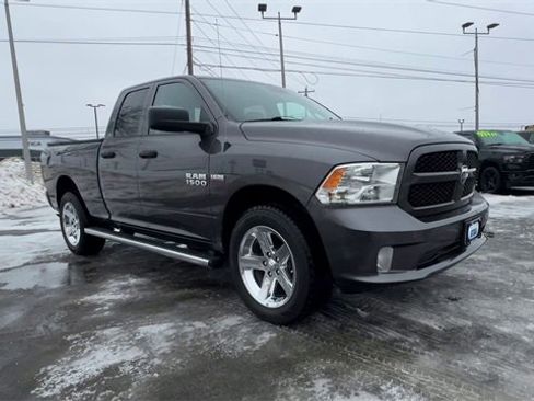 Used 2018 RAM 1500 Express w/ Express Value Package image 2