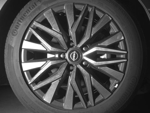 Used 2025 Nissan Altima 2.5 SV image 13