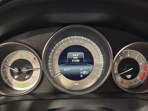 Used 2017 Mercedes-Benz E 400 Cabriolet image 29