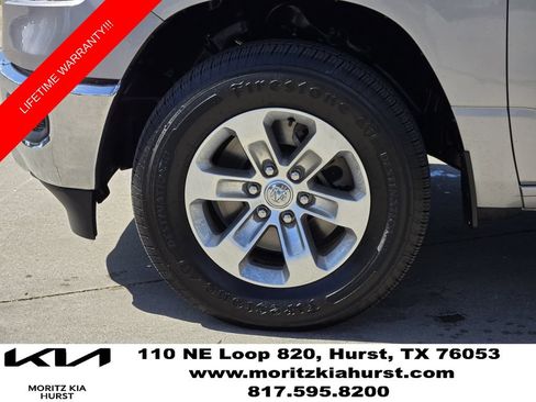 Used 2024 RAM 1500 Laramie RWD image 17