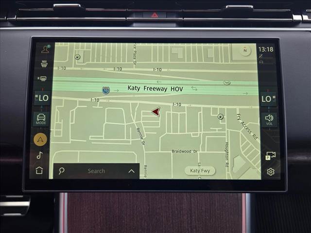 New 2026 Land Rover Range Rover Long Wheelbase SE AWD/4WD image 13