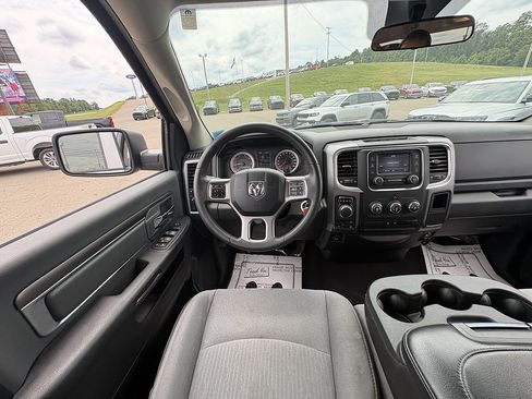 Used 2024 RAM 1500 Classic SLT AWD/4WD image 22