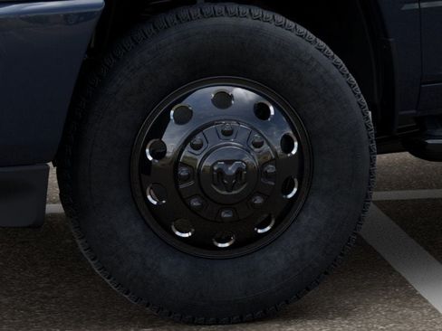 New 2026 RAM 3500 Big Horn AWD/4WD image 8