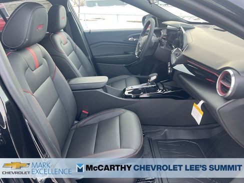 New 2026 Chevrolet Trax RS image 12