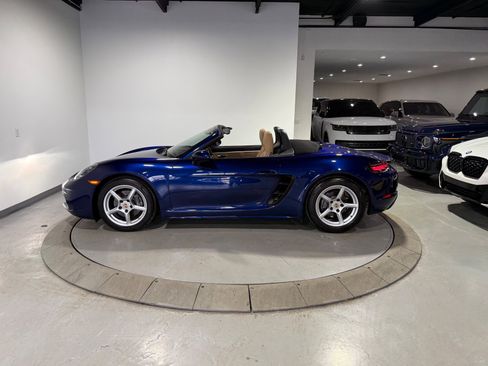 Used 2022 Porsche 718 Boxster image 23