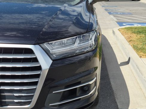 Used 2018 Audi Q7 3.0T Premium Plus AWD/4WD image 12