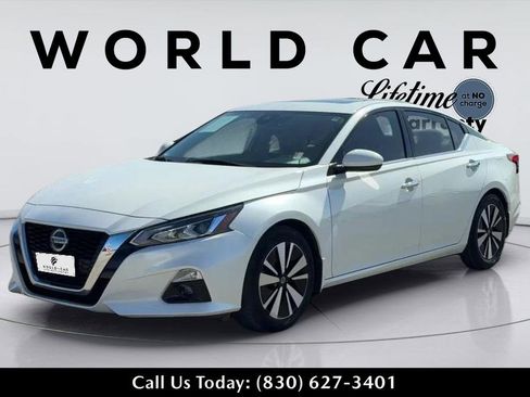 Used 2020 Nissan Altima 2.5 SV image 6