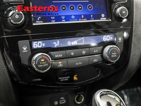 Used 2022 Nissan Rogue Sport SV w/ Technology Package AWD/4WD image 19