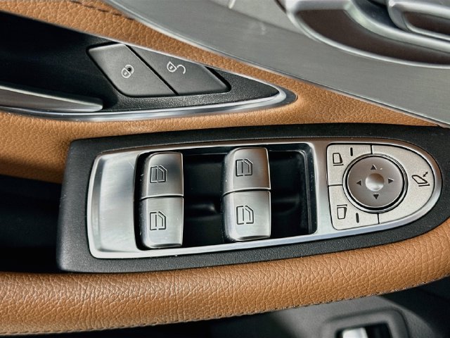 Certified 2023 Mercedes-Benz C 300 Cabriolet image 17