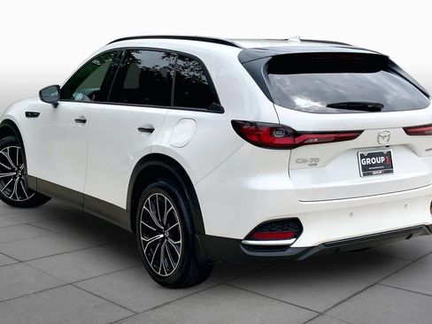 Certified 2025 MAZDA CX-70 Plug-In Hybrid w/ Premium Plus AWD/4WD image 11