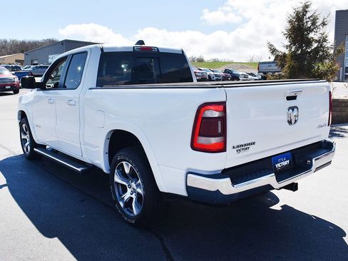 Used 2019 RAM 1500 Laramie AWD/4WD image 3