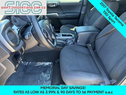 Used 2017 Toyota Tacoma TRD Sport AWD/4WD image 14
