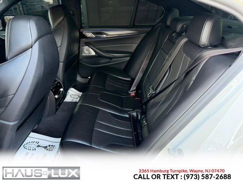Used 2021 BMW M5 image 13