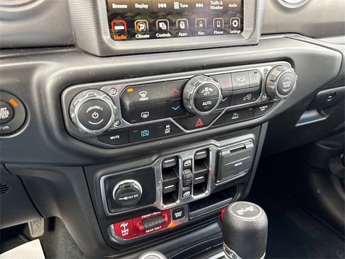 Used 2022 Jeep Wrangler Unlimited Rubicon 4xe image 34