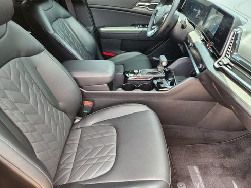 Certified 2024 Kia Sportage X-Line AWD/4WD image 14