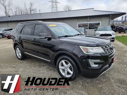 Used 2017 Ford Explorer XLT w/ Equipment Group 202A