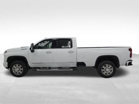 New 2026 Chevrolet Silverado 3500 High Country w/ High Country Premium Package image 2