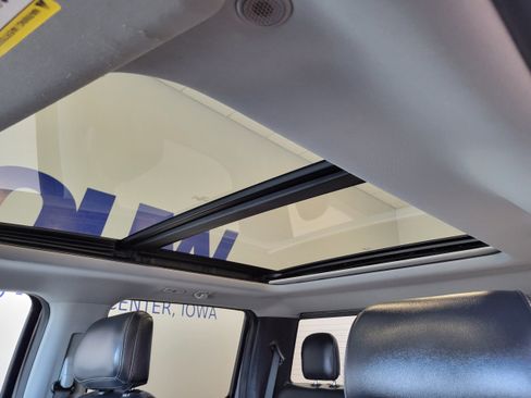 Used 2021 Ford F150 Lariat w/ Max Trailer Tow Package image 22