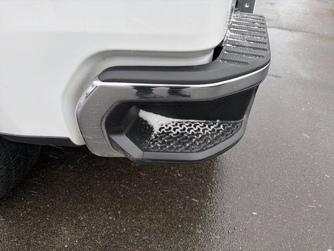 Certified 2024 Chevrolet Silverado 1500 LT image 12