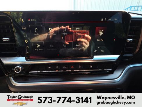 Used 2022 GMC Sierra 1500 SLT w/ SLT Convenience Package AWD/4WD image 11