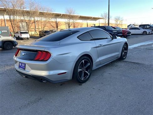 Used 2018 Ford Mustang Coupe w/ Equipment Group 101A image 3