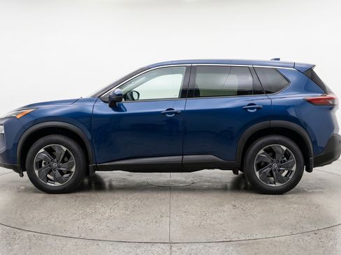 Used 2025 Nissan Rogue SV FWD image 5