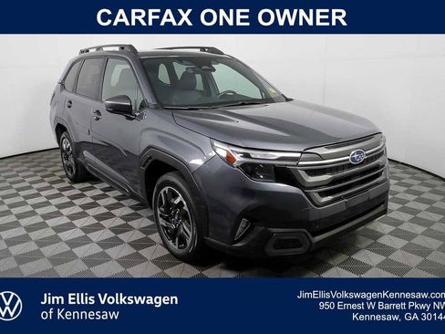 Used 2025 Subaru Forester Limited w/ Popular Package #1 AWD/4WD image 1
