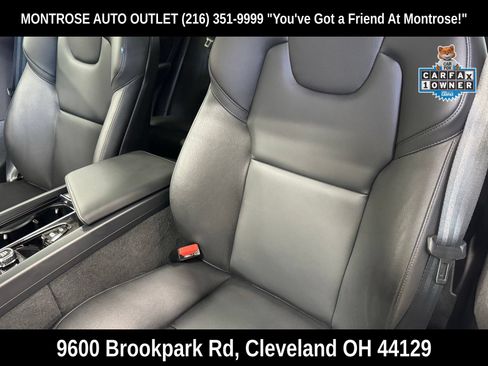 Used 2024 Volvo XC60 B5 Core AWD/4WD image 27