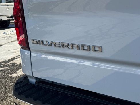 Used 2019 Chevrolet Silverado 1500 LTZ w/ LTZ Premium Package image 18