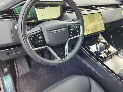 New 2026 Land Rover Range Rover Sport SE image 15