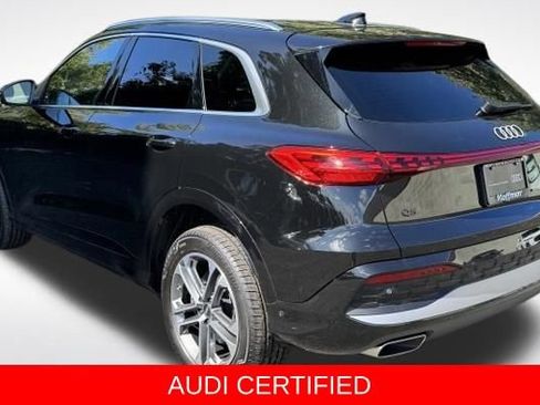 Certified 2025 Audi Q5 Premium w/ Convenience Package AWD/4WD image 6