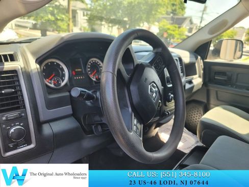 Used 2015 RAM 2500 Tradesman w/ Chrome Appearance Group AWD/4WD image 9