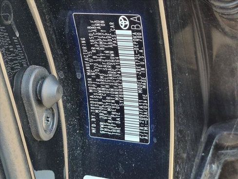 Used 2016 Toyota Corolla L FWD image 22