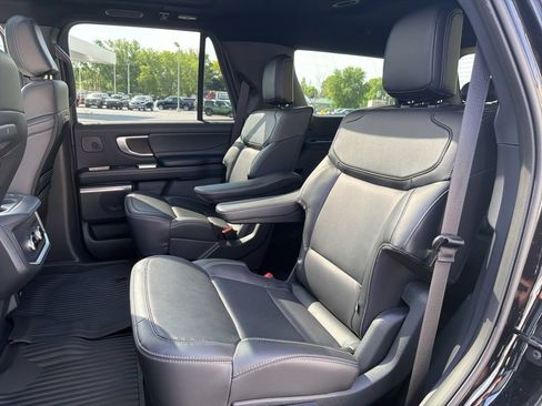 Certified 2025 Ford Expedition Platinum w/ Stealth Performance Package AWD/4WD image 14