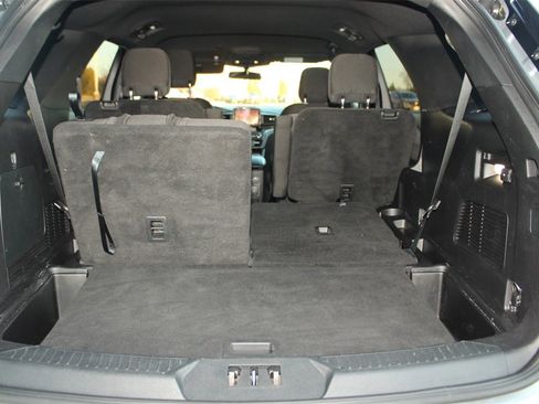 Used 2020 Ford Explorer XLT w/ Comfort Package image 34