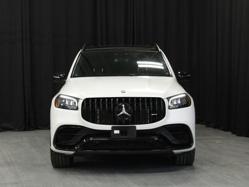 Used 2024 Mercedes-Benz GLS 63 AMG 4MATIC image 8