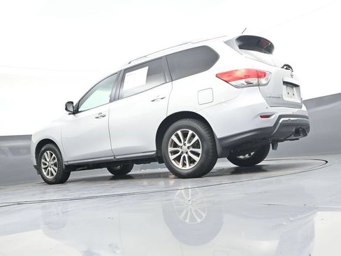 Used 2013 Nissan Pathfinder SV w/ Trailer Tow Pkg AWD/4WD image 46
