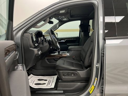 New 2026 GMC Sierra 1500 Elevation w/ Elevation Premium Package AWD/4WD image 5