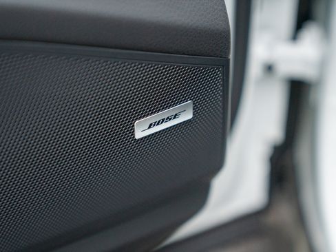 Certified 2026 Porsche Cayenne AWD/4WD image 11