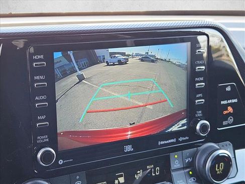 Used 2021 Toyota Highlander XSE image 18