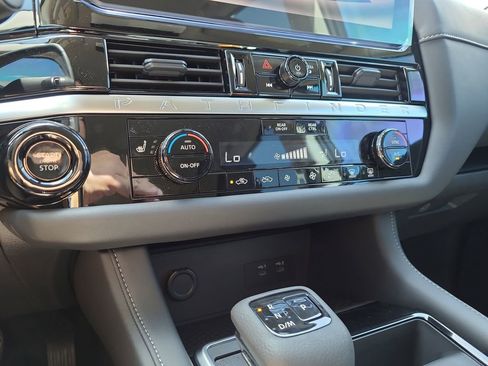 New 2026 Nissan Pathfinder SV image 17