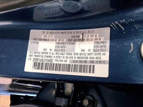 Used 2018 MAZDA MAZDA3 Grand Touring w/ Premium Equipment Package FWD image 36