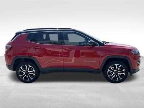 Used 2023 Jeep Compass Limited AWD/4WD image 11