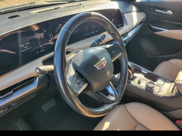 Certified 2025 Cadillac XT4 Premium Luxury FWD image 7
