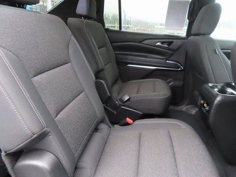 Used 2025 Chevrolet Traverse LT AWD/4WD image 33