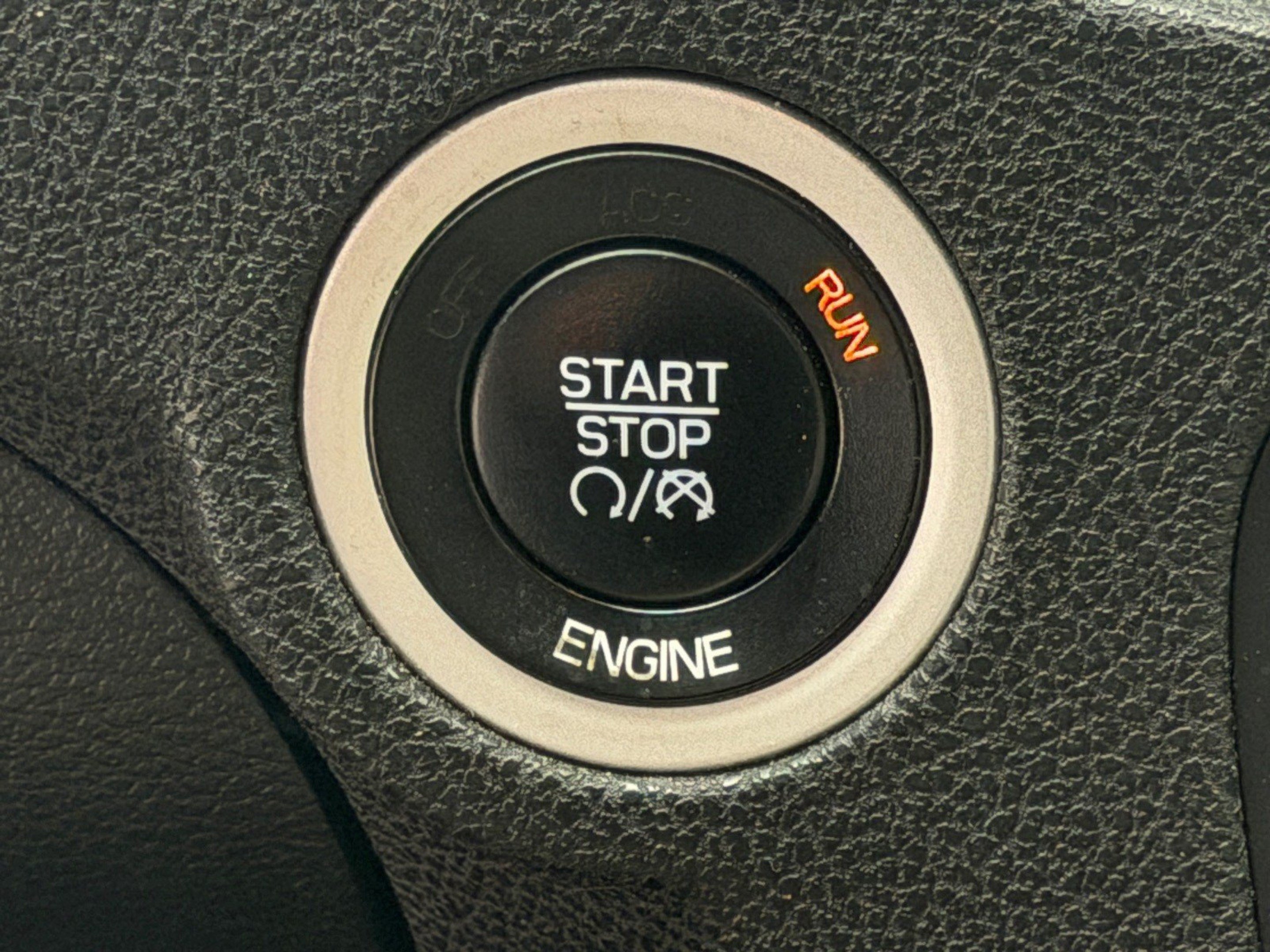 Used 2013 Dodge Charger SE RWD image 24